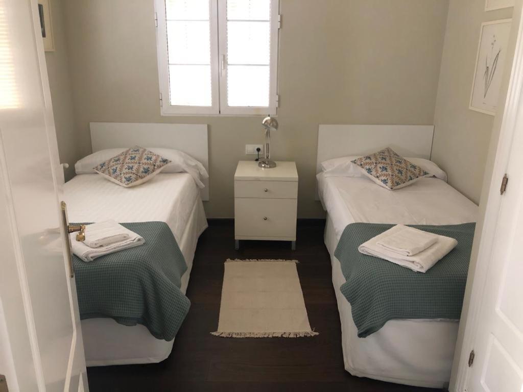 No Turistic Rental, Duplex Penthouse In The Historic Center, Valencia, Ideal For Those Looking To Stay In The City For A Season, Including Professionals And Students Ngoại thất bức ảnh