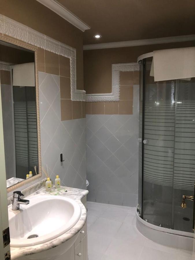 No Turistic Rental, Duplex Penthouse In The Historic Center, Valencia, Ideal For Those Looking To Stay In The City For A Season, Including Professionals And Students Ngoại thất bức ảnh